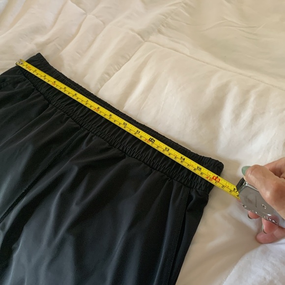 ZYIA Active Black Everyday Pants. Light, silky, stretchy fabric. #688 Size L - Picture 11 of 13